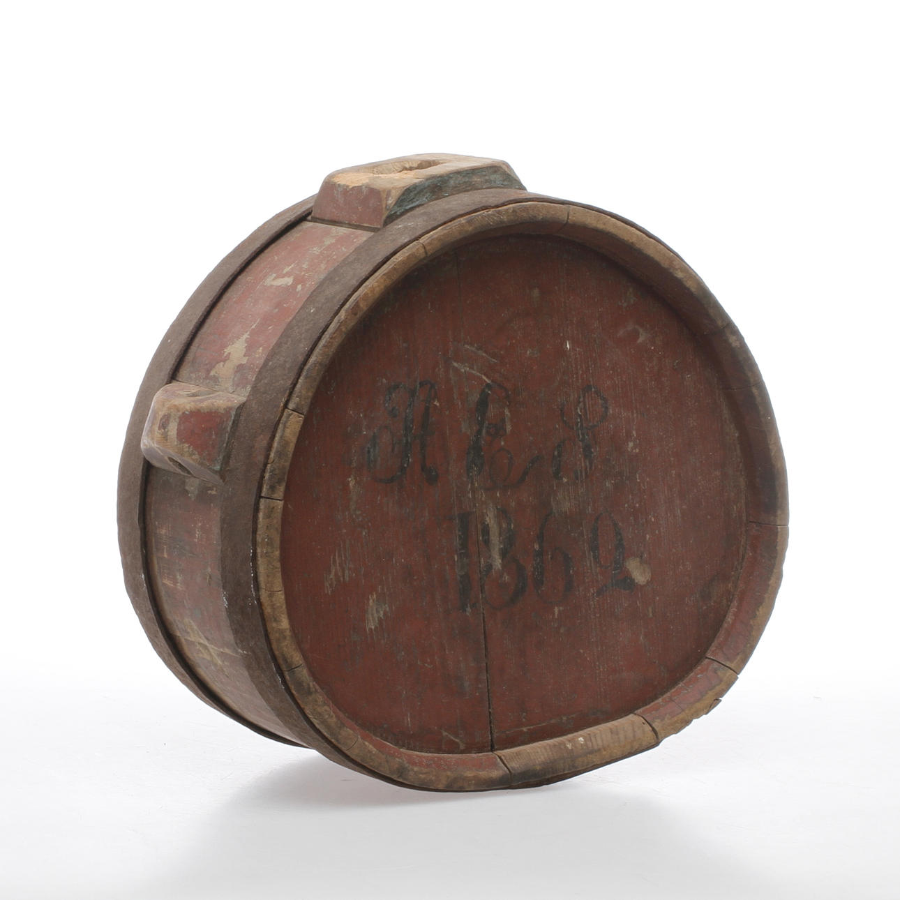 FLASKA, allmoge, trä samt smide, bär datering 1869.