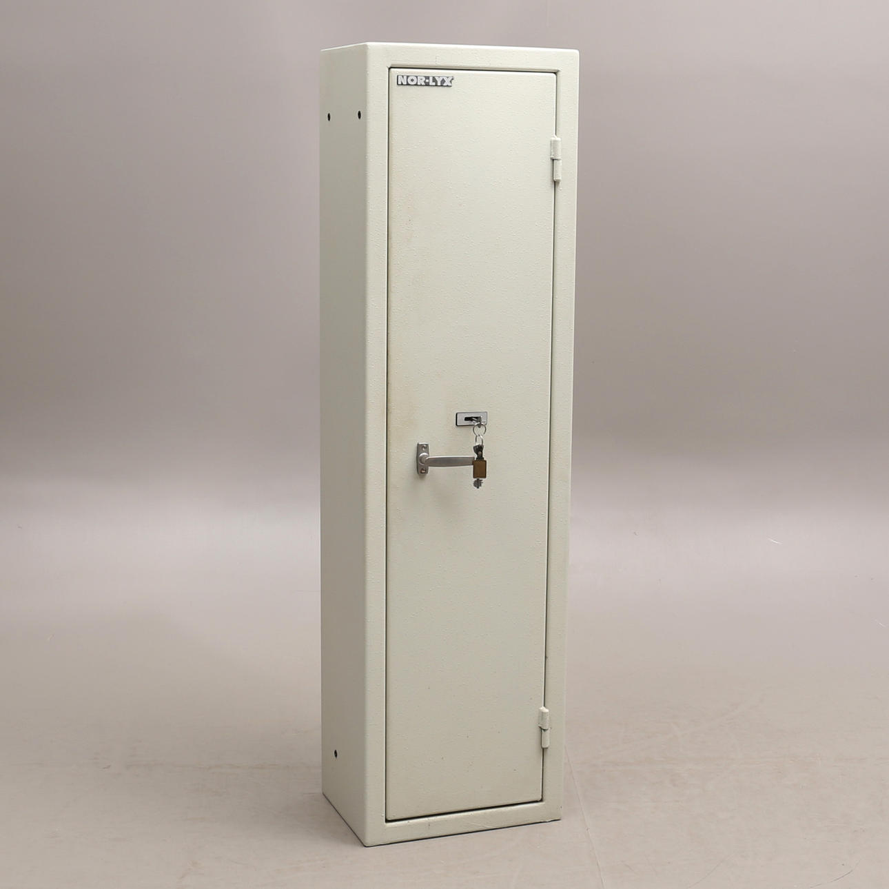 VAPENSKÅP, Nor-Lyx 6 SS Plus.