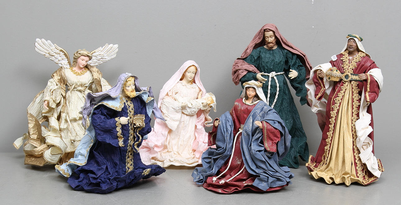 FIGURINER till julkrubba, 6 delar, papper/konstmaterial, 1900-talets andra hälft.