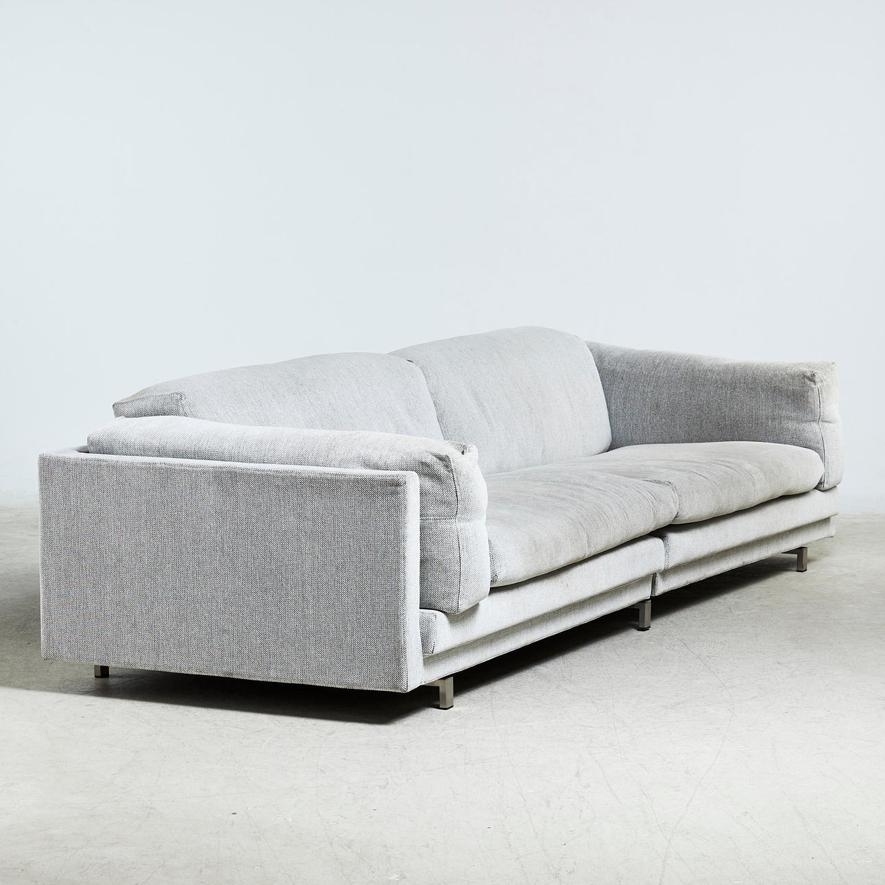 JENS JUUL EILERSEN. SOFA, model "Tub", for Eilersen, light gray upholstery.