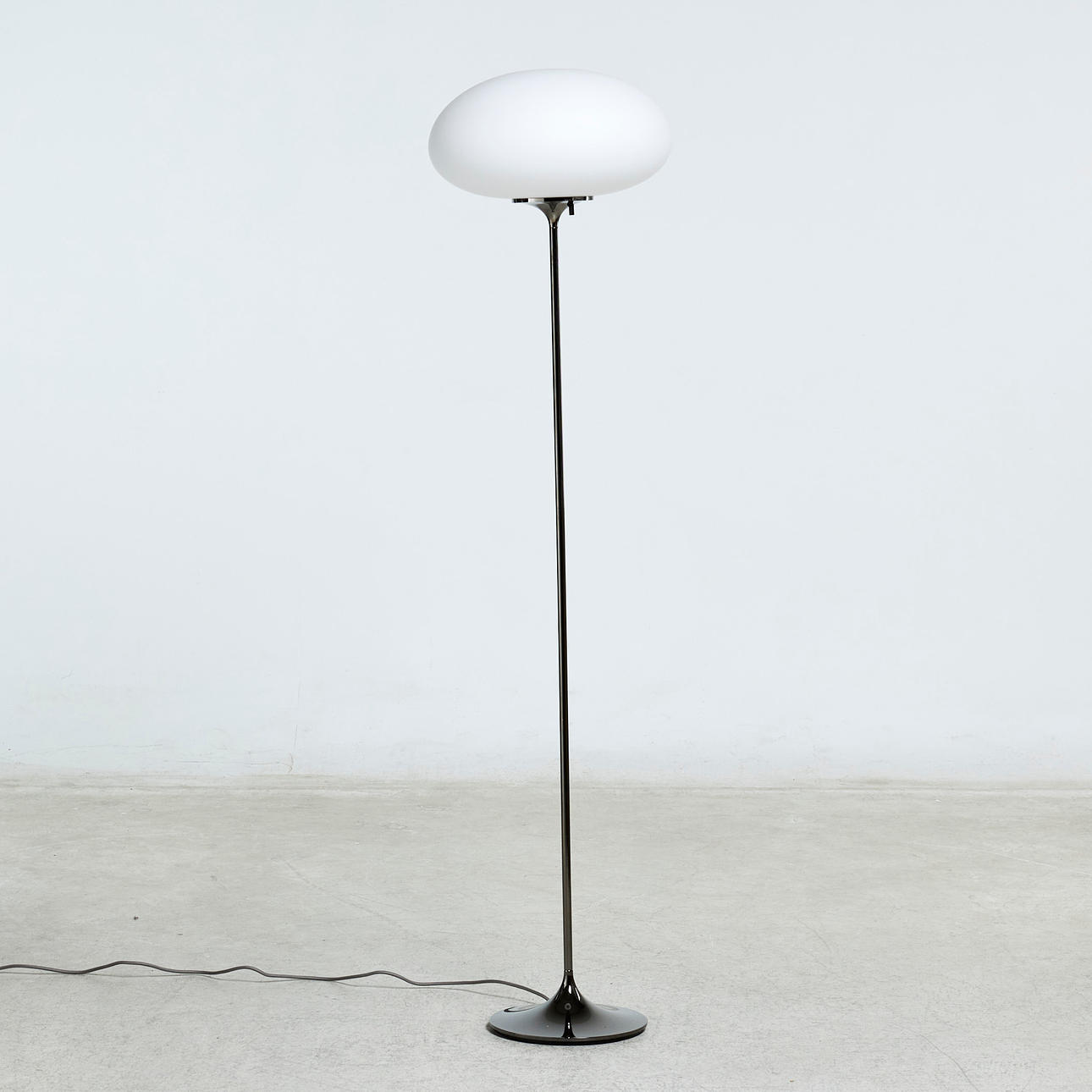 BILL CURRY. Floor lamp, "Stemlite H150", for GUBI.