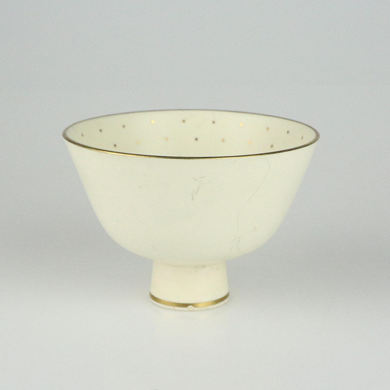 ARTHUR PERCY. Bowl, flintware, Gefle, 1940-50s.