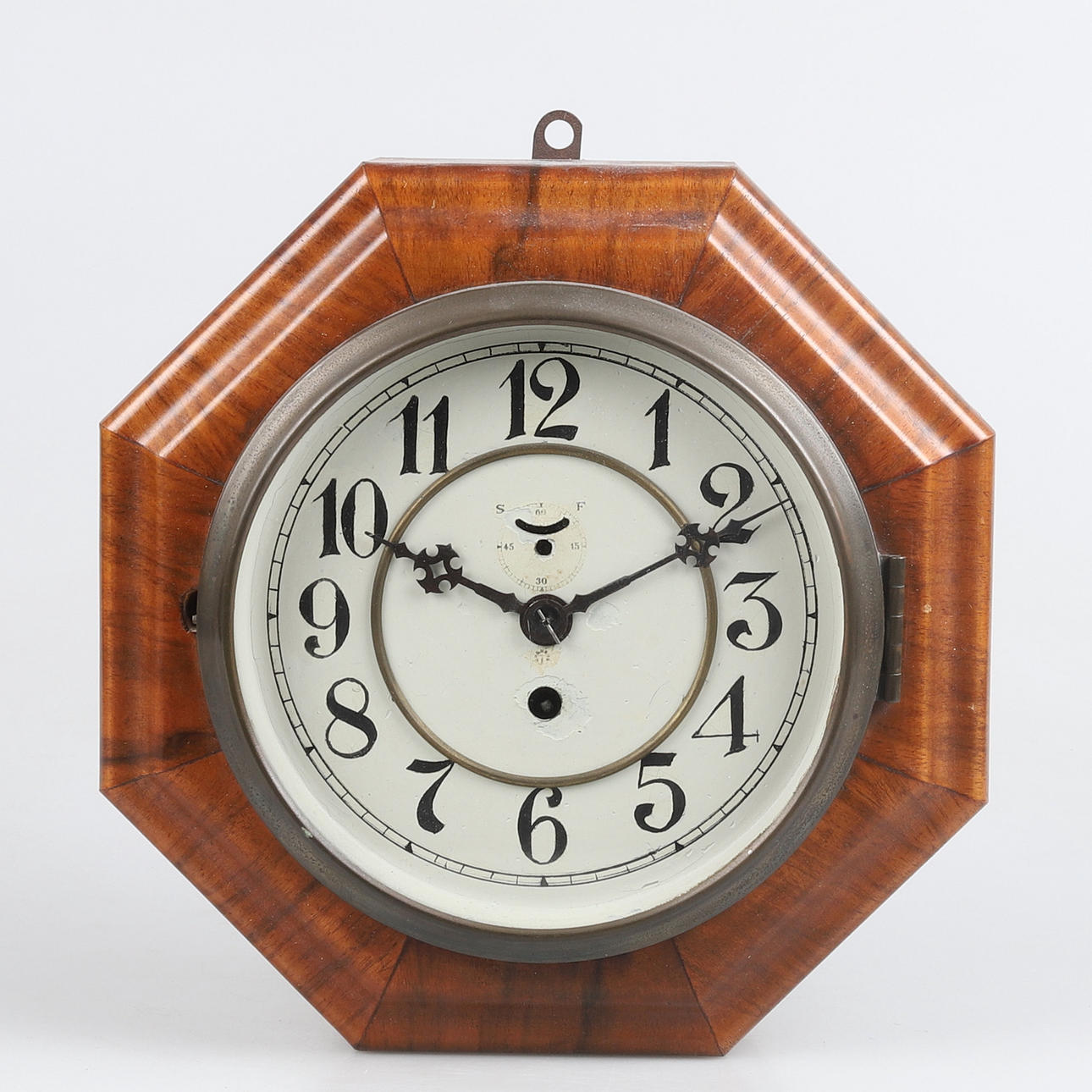 VÄGGUR, Junghans, omkring sekelskiftet 1900.