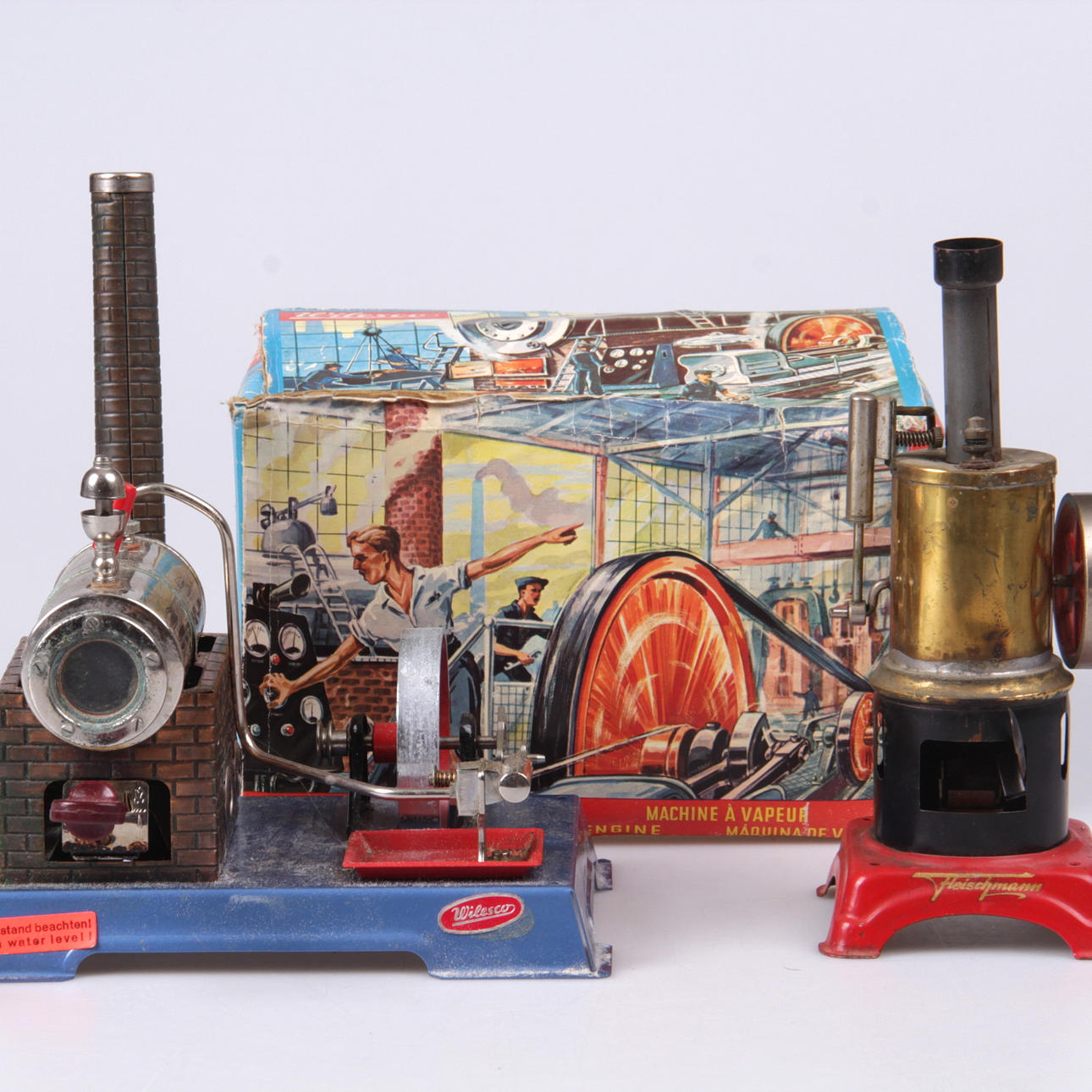 ÅNGMASKIN, plåt, Dampfmaschine D6, Wilesco, Tyskland.