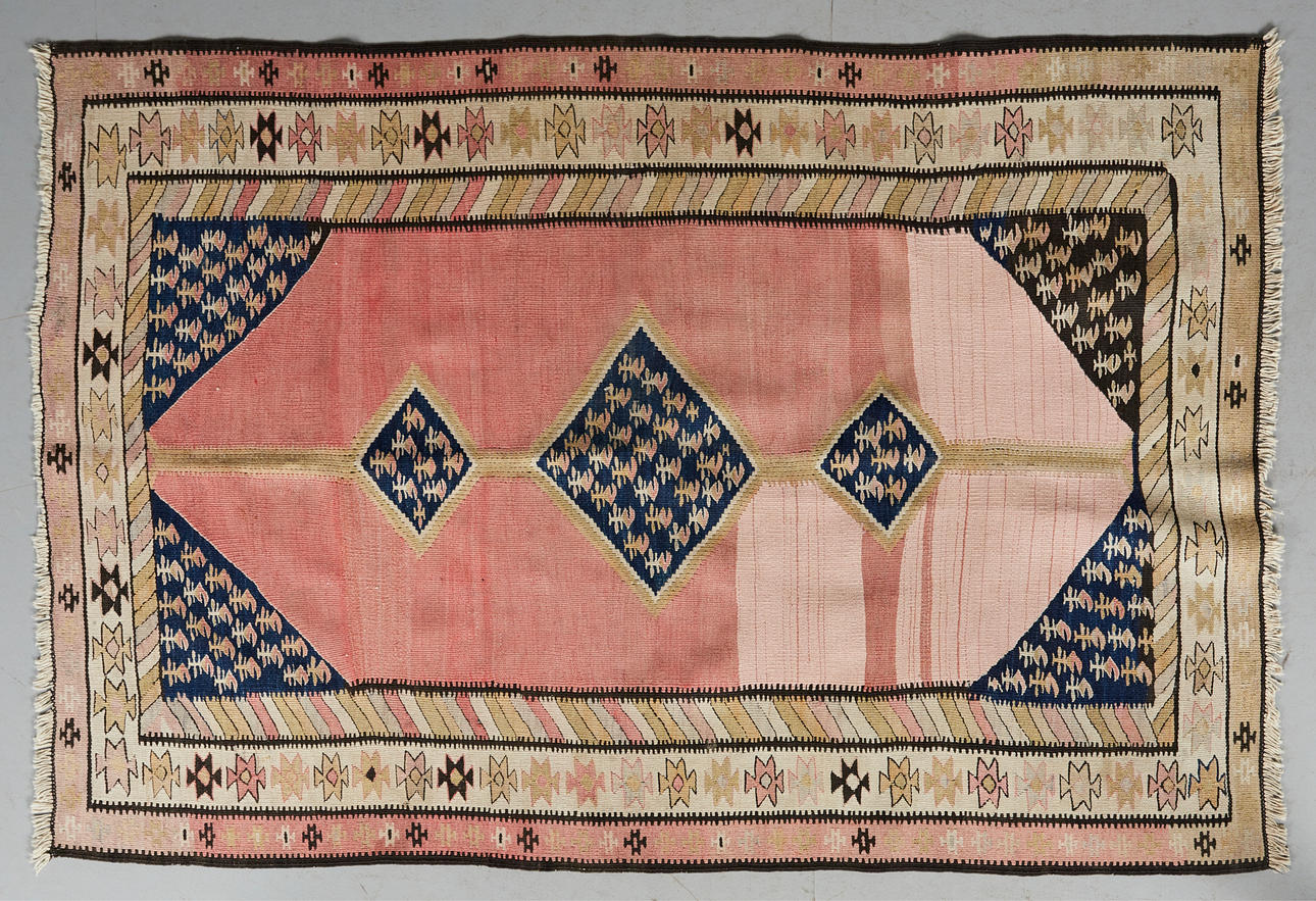 Kilim / tæppe, stof.