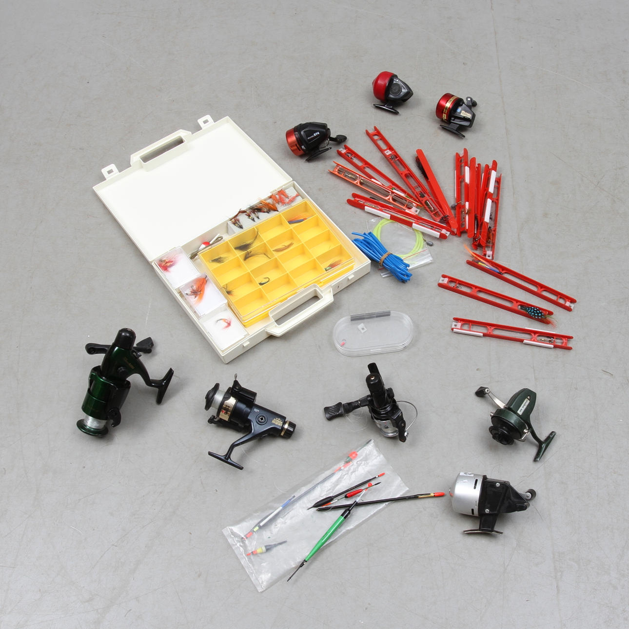 PARTI FISKERULLAR, FLUGOR MED MERA, 1900-tal.