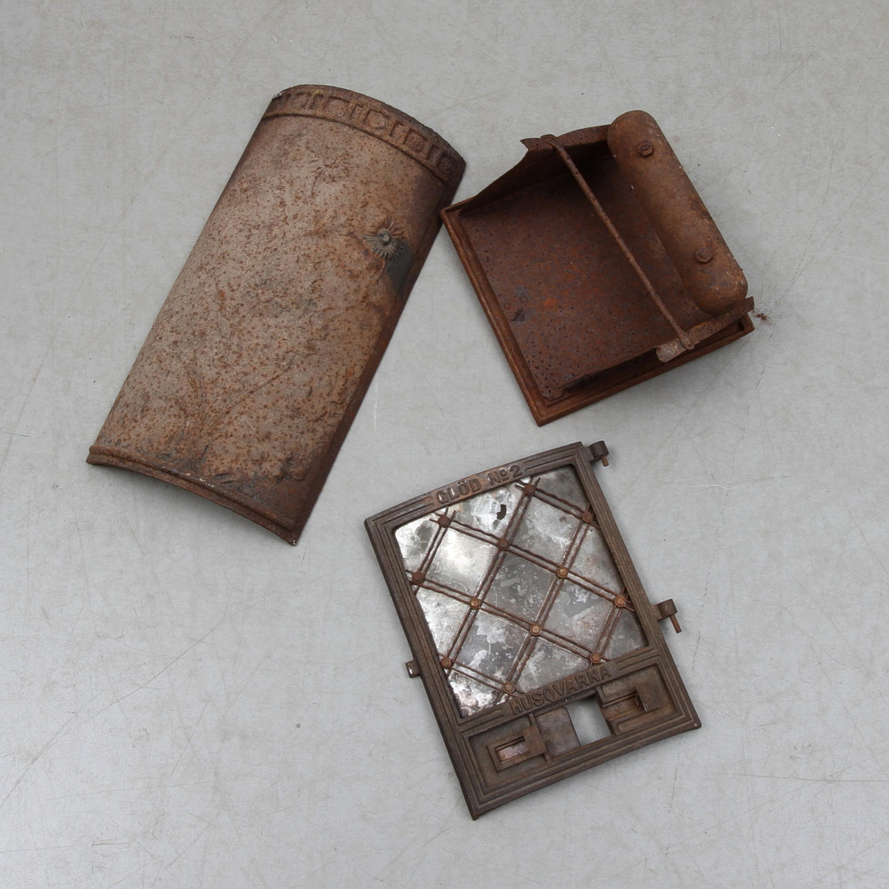 KAMINDELAR, 3 ST, gjutjärn, 1800/1900-tal.