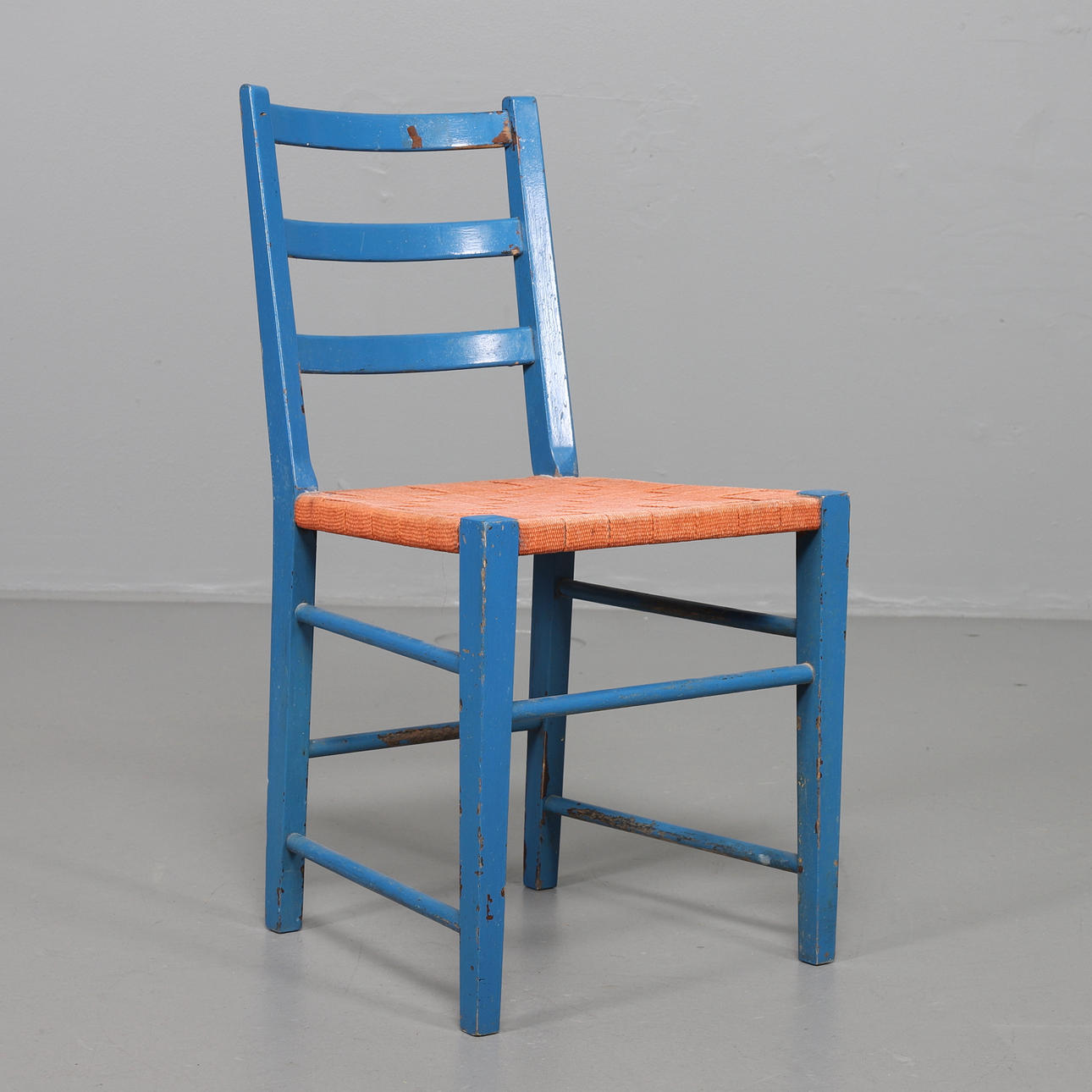 STOL, trä och sadelgjord, Gemla.