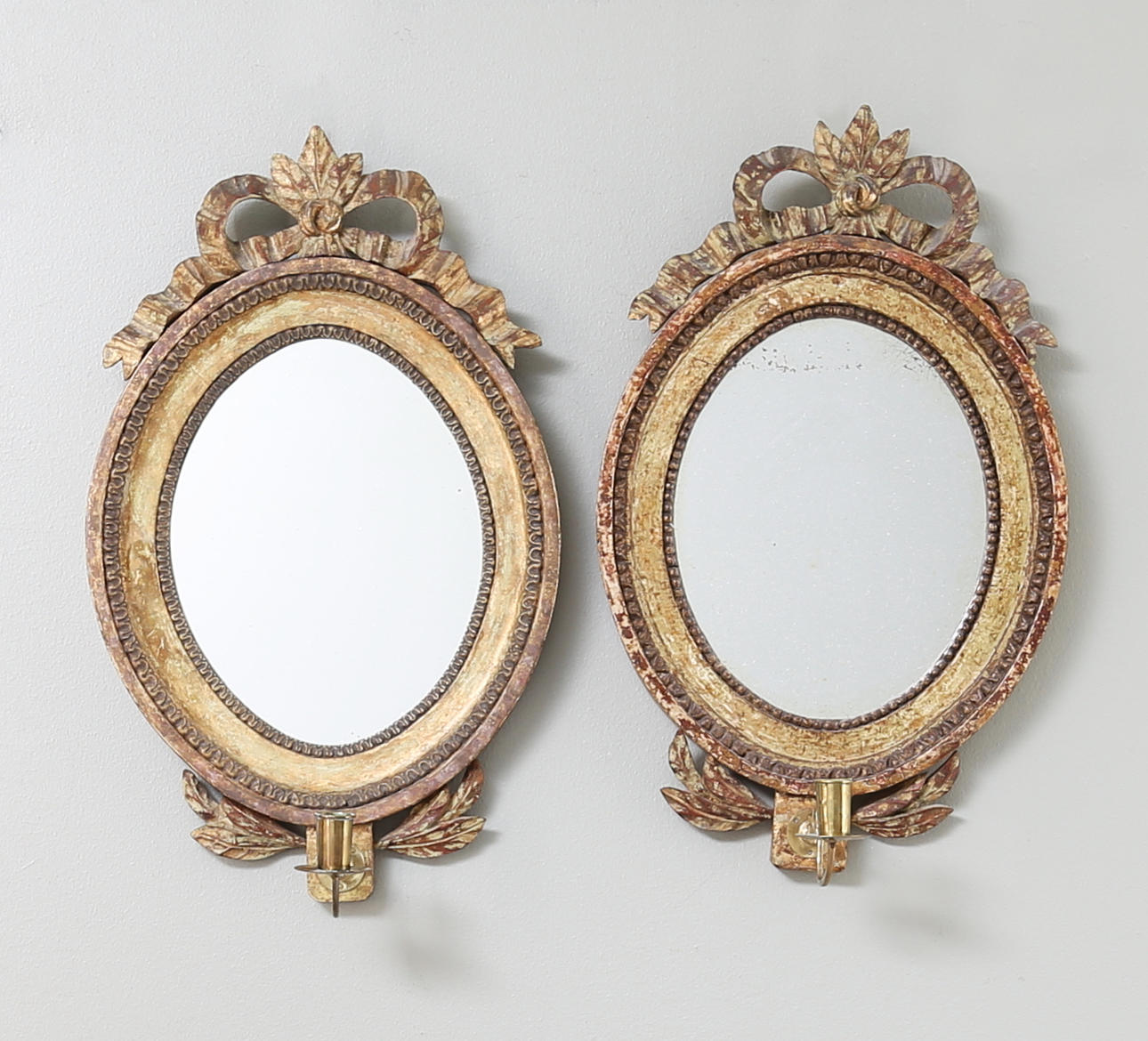 SPEGELLAMPETTER, ett par, Gustavianska, 17/1800-tal.