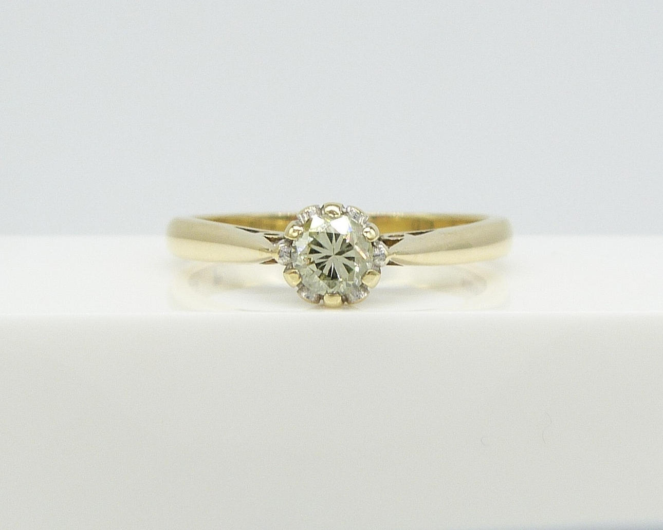 0.25CT DIAMANT solitaire ring.