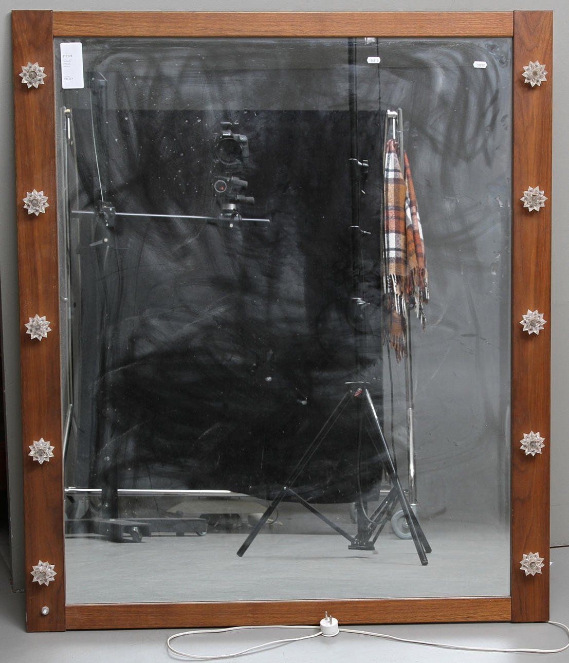 SPEGEL, valnöt, "798 Stardust", Fröseke, AB Nybrofabriken, 1960/70-tal.