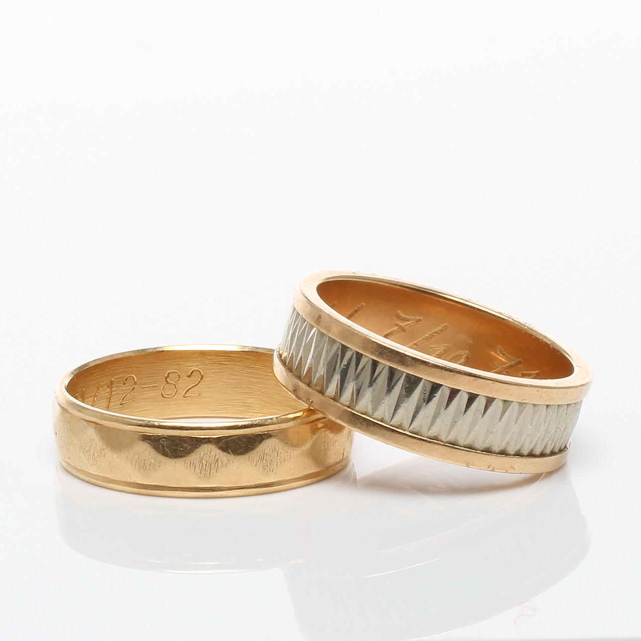 RINGAR 2 st, 18k guld, bland annat GK Stockholm 1982.