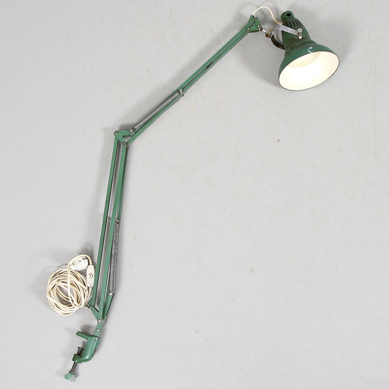 SKRIVBORDSLAMPA, industrimodell. 1900-tal.