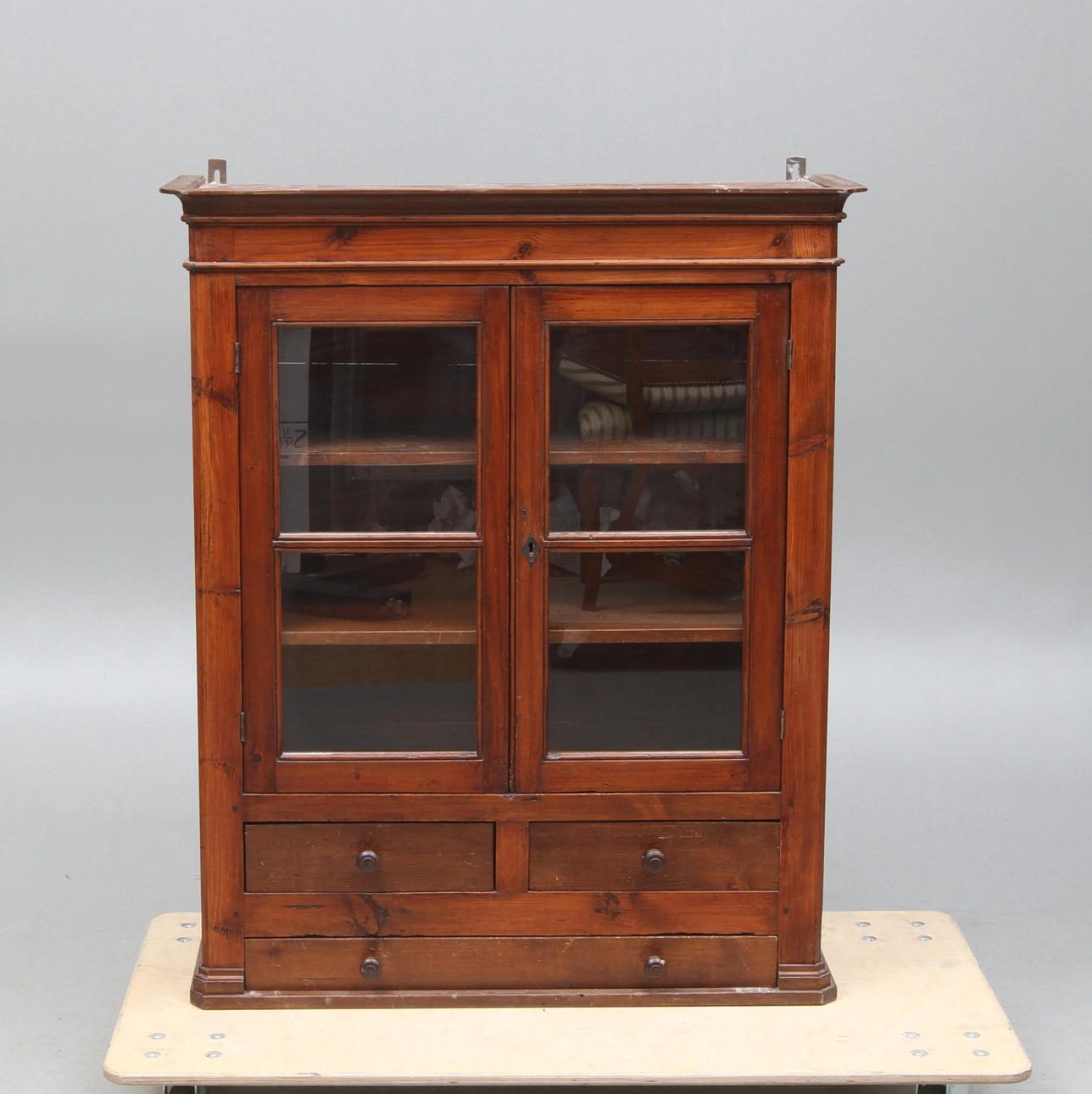 HÄNGSKÅP, 1800/1900-tal.