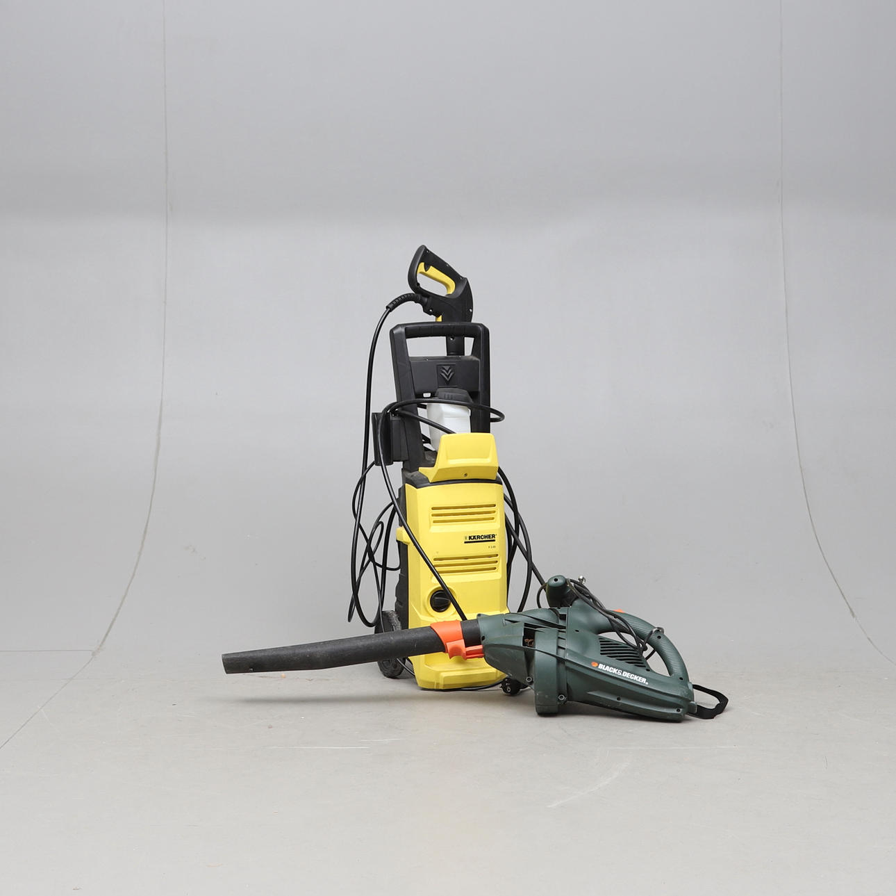 HÖGTRYCKSTVÄTT samt LÖVBLÅS, b.la. Kärcher K 3.65.