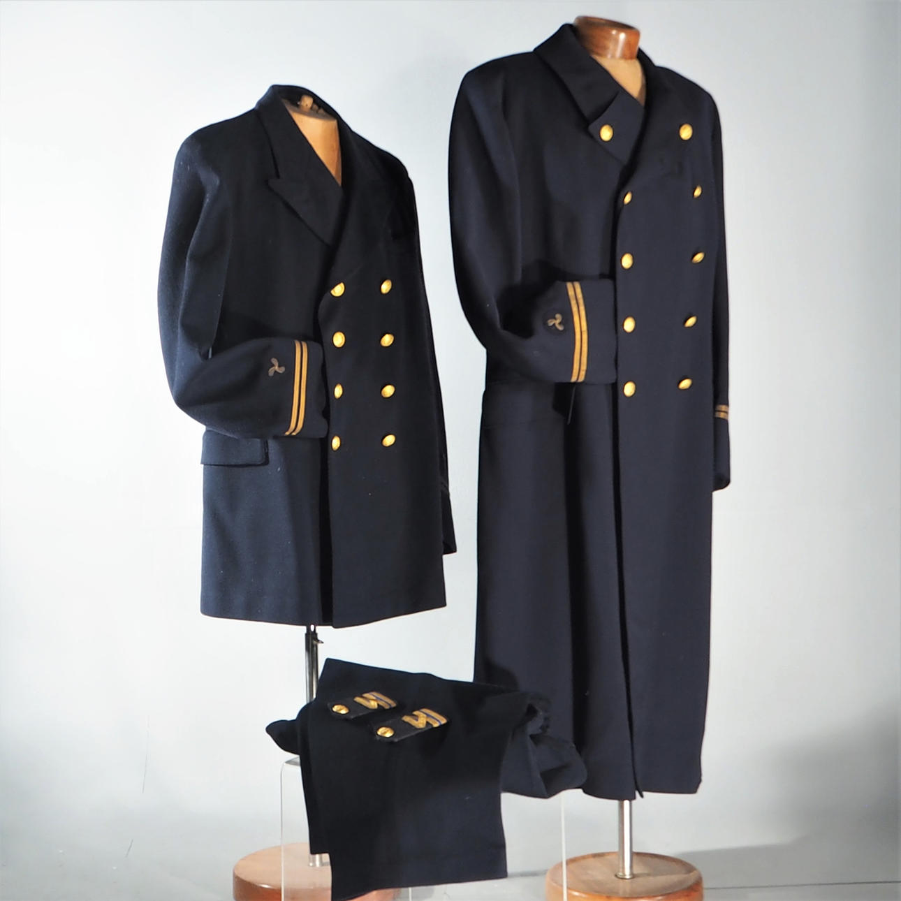 UNIFORM, Flottan, Rock, kavaj och byxor.