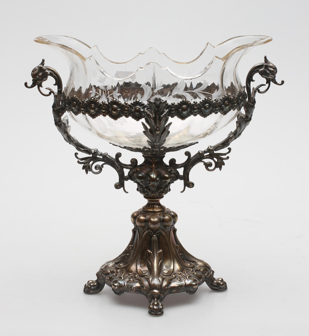 SKÅL på fot, glas och nysilver. G.A.B. 1800/1900-tal.