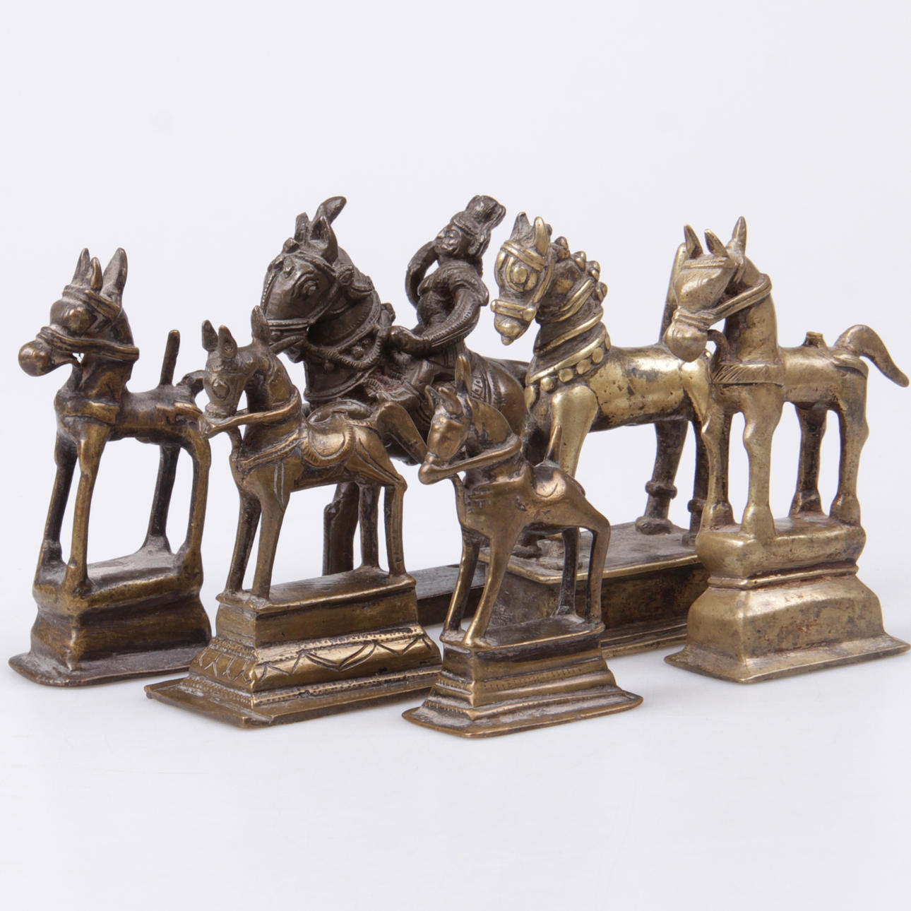 FIGURINER, 6 st. Brons, Asien, 1800/1900-tal.