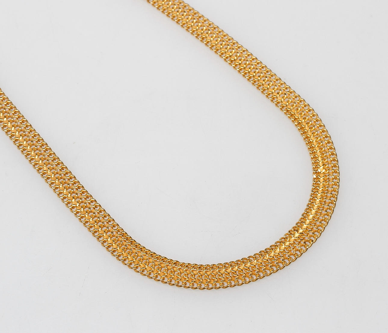 HALSBAND, 18k guld, vikt ca 23,8 gr.