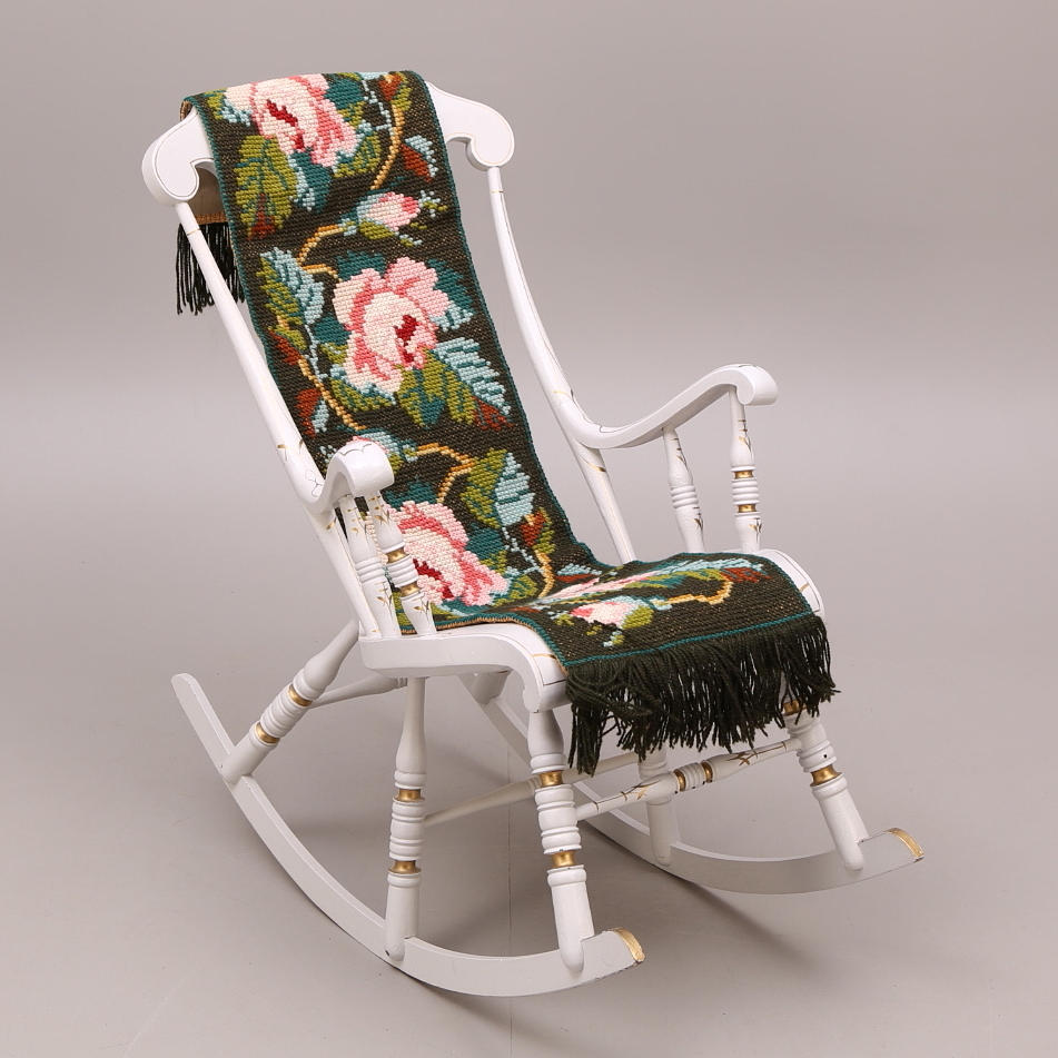 GUNGSTOL/GONGSESTOL, trä, vit, pläd, 18/1900-tal.