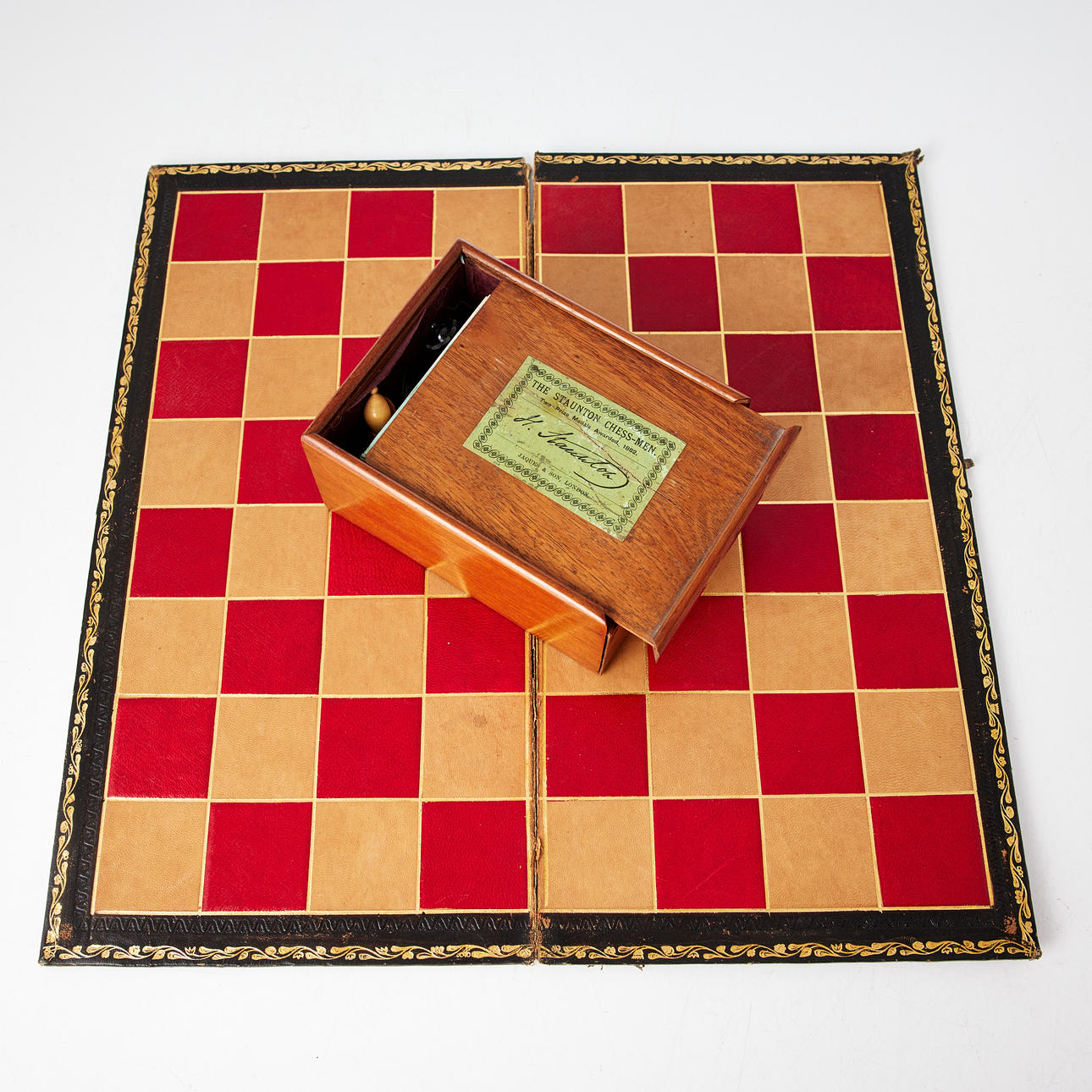 SCHACHSPIEL, Jaques & Sons, London 1862.