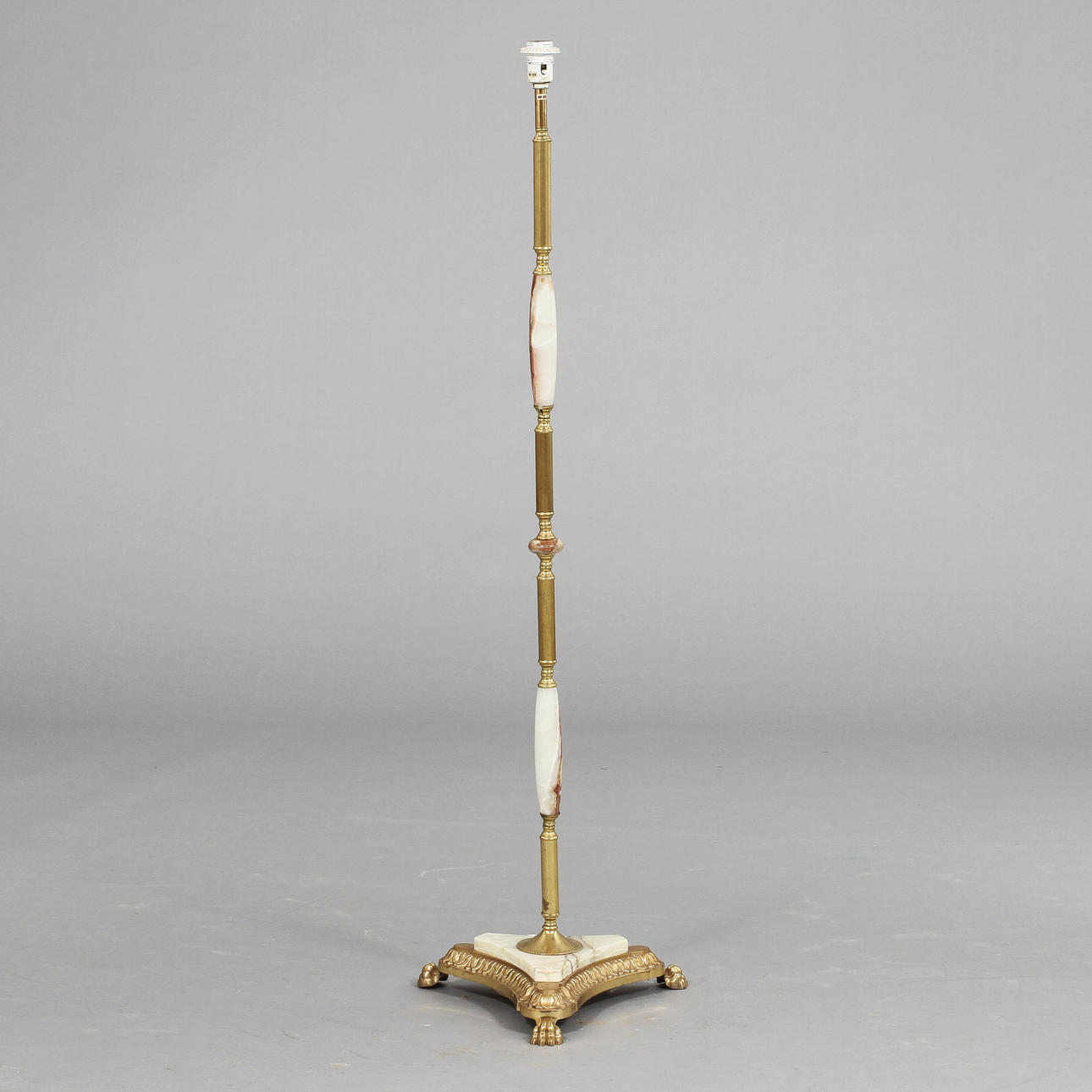 GOLVLAMPA, Italien, 1900-talets slut.