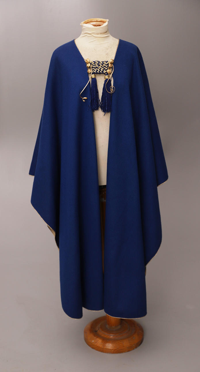 CHILABA, YVES SAINT LAURENT, cashmere azul klein.