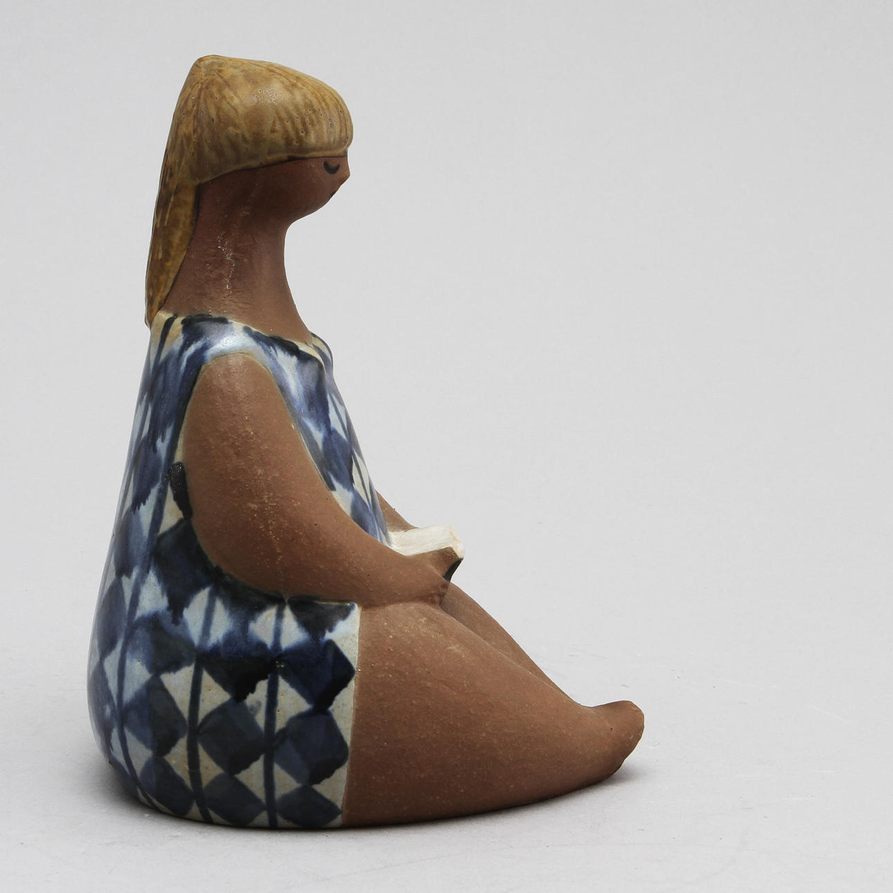 FIGURIN, stengods "Amalia" Lisa Larsson för Gustavsberg.