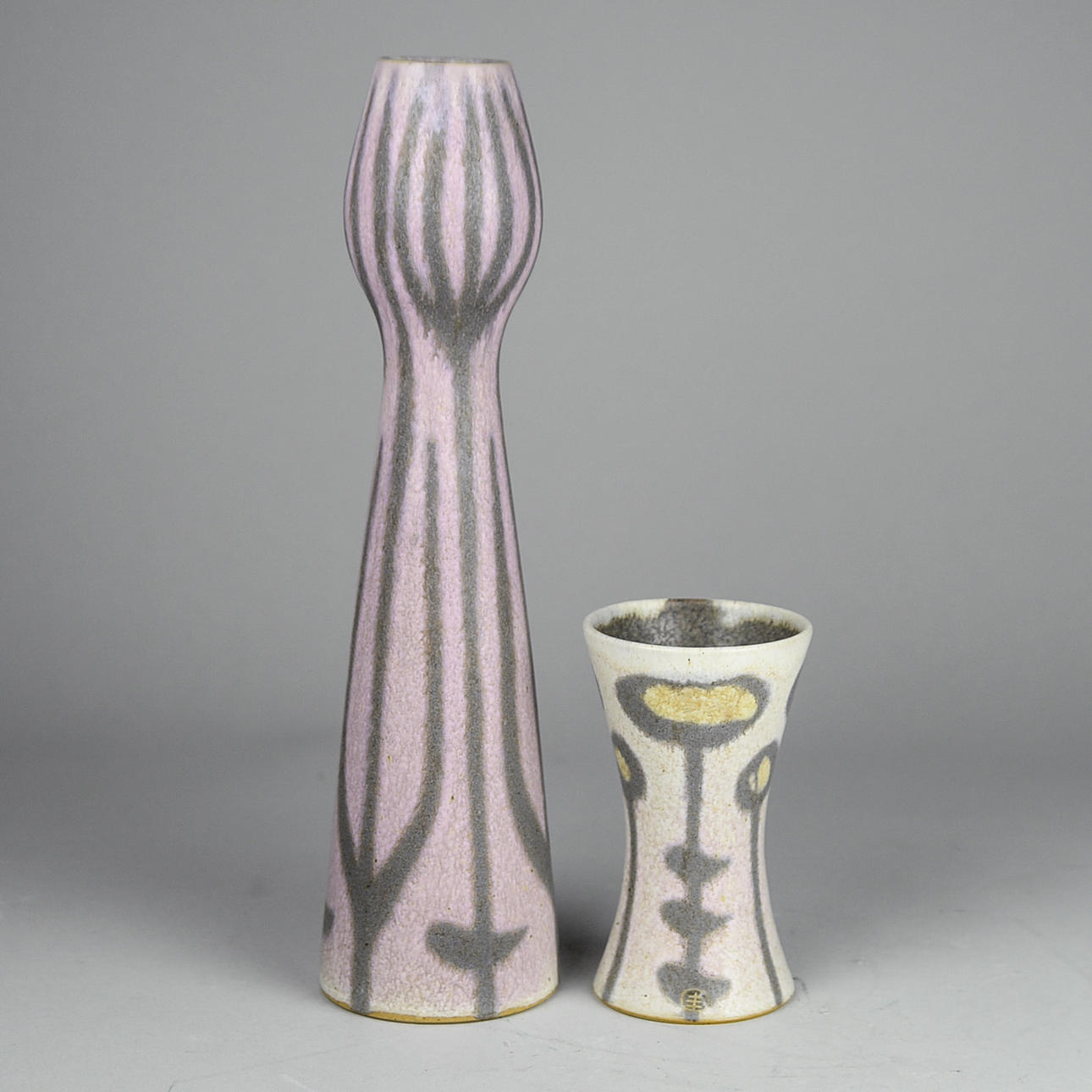 KARL SCHEID. Två vaser.
