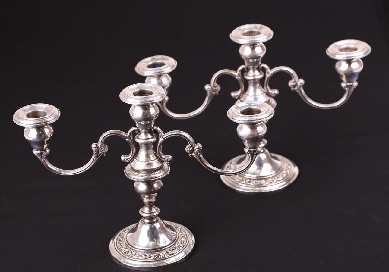 KANDELABRAR, ett par, Sterling-silver, tvådelade, Gorham nr 1229.