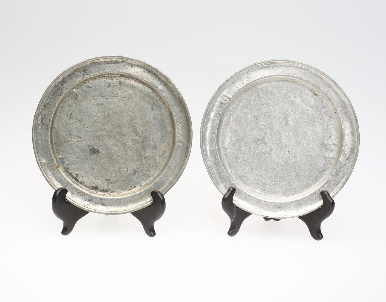 JOHAN BRUHN. Tennfat, 1 par, Västervik, 1781.