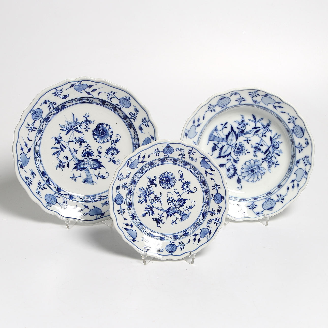 SERVIS, 17 delar, porslin, "Lökmönstret", Meissen, Tyskland.