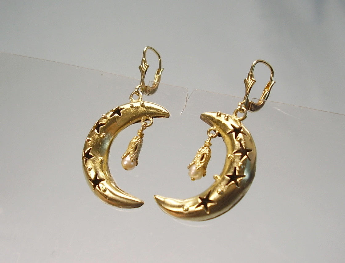 HALBMOND OHRRINGE SILBER & GELBGOLD.