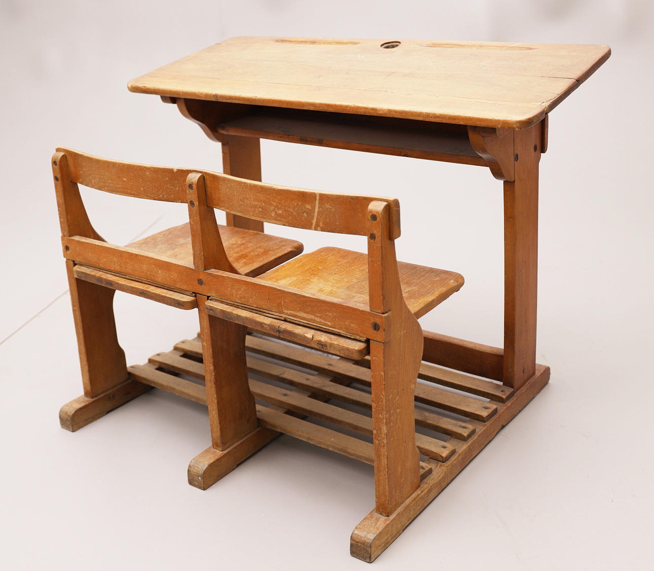 PUPITRE ESCOLAR INFANTIL, años 50.