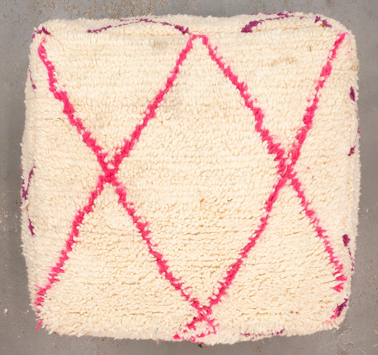 KUDDFODRAL, orientalisk. 60 x 60.