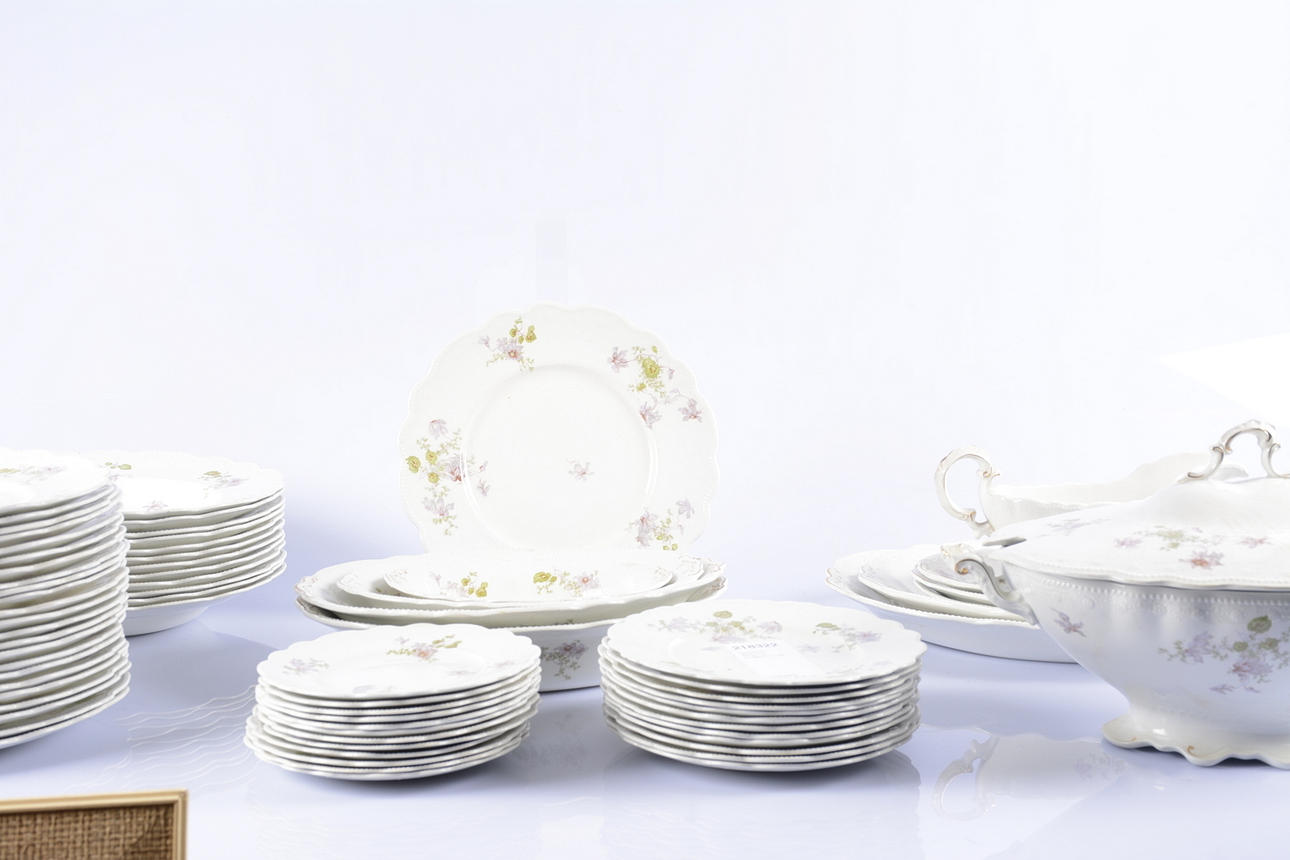 MATSERVIS, 70 delar, flintgods, England, Tivoli.