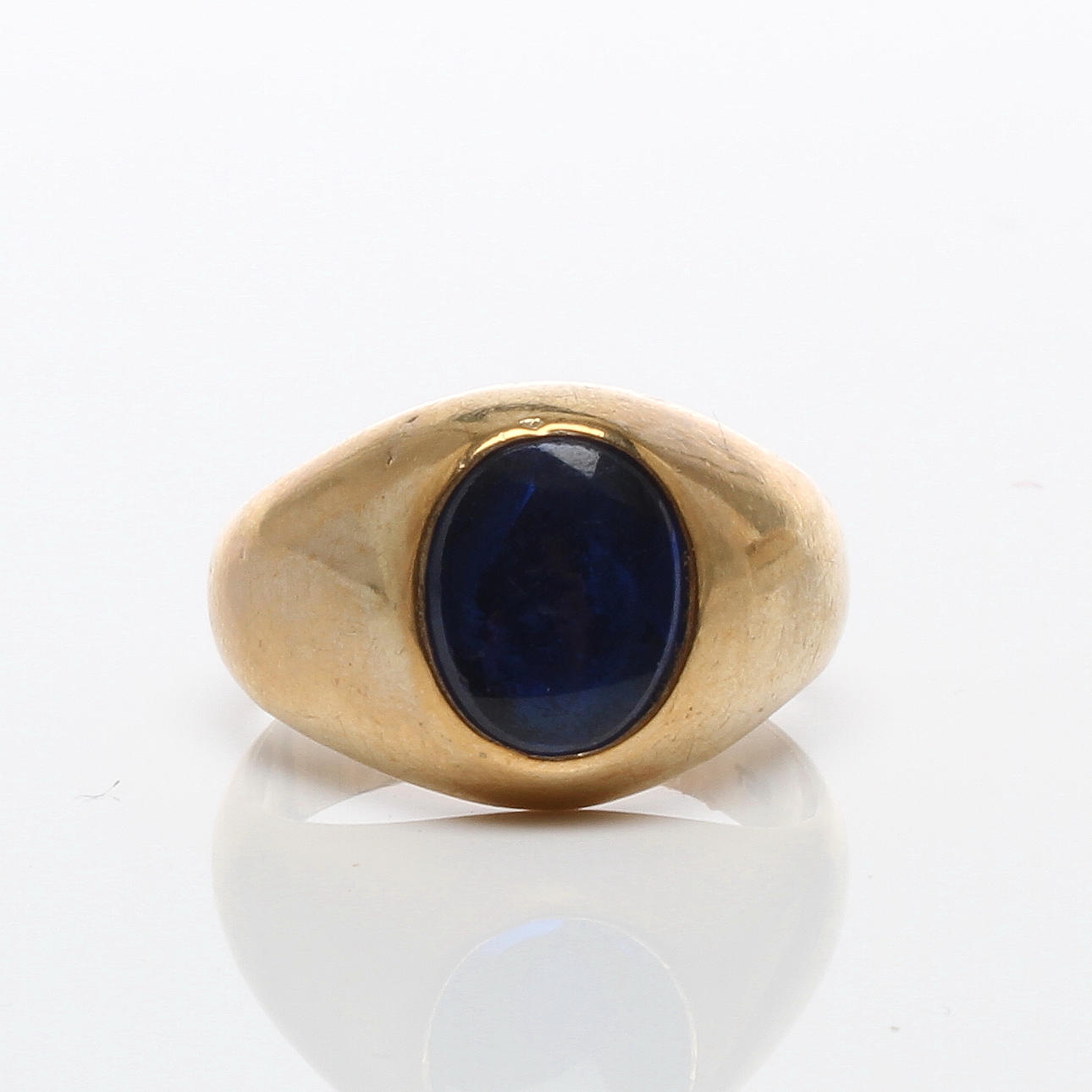 RING, 9k guld med blå sten, 1900-tal.