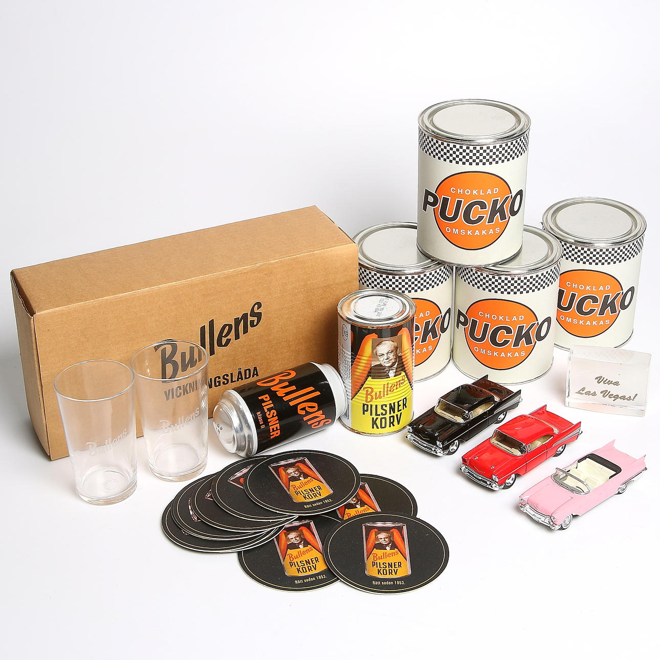 PARTI NOSTALGI, 8 delar, bl.a Bullens vickningslåda, leksaksbilar, 1900-talets andra hälft.