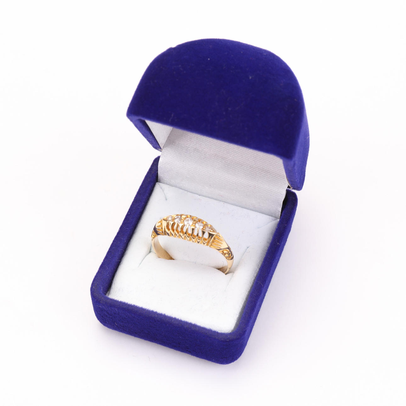 ANILLO, 18k, diamantes, peso 2,70 gramos.