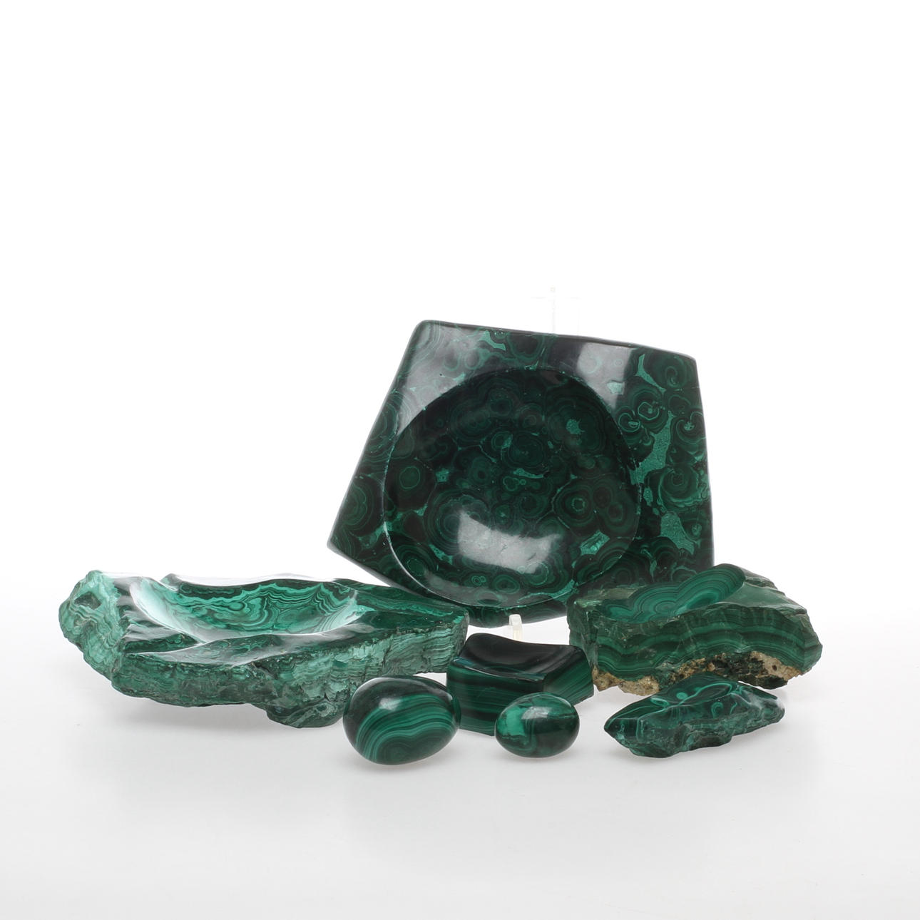 PARTI MALAKIT, 7 delar, bland annat askfat, ägg.