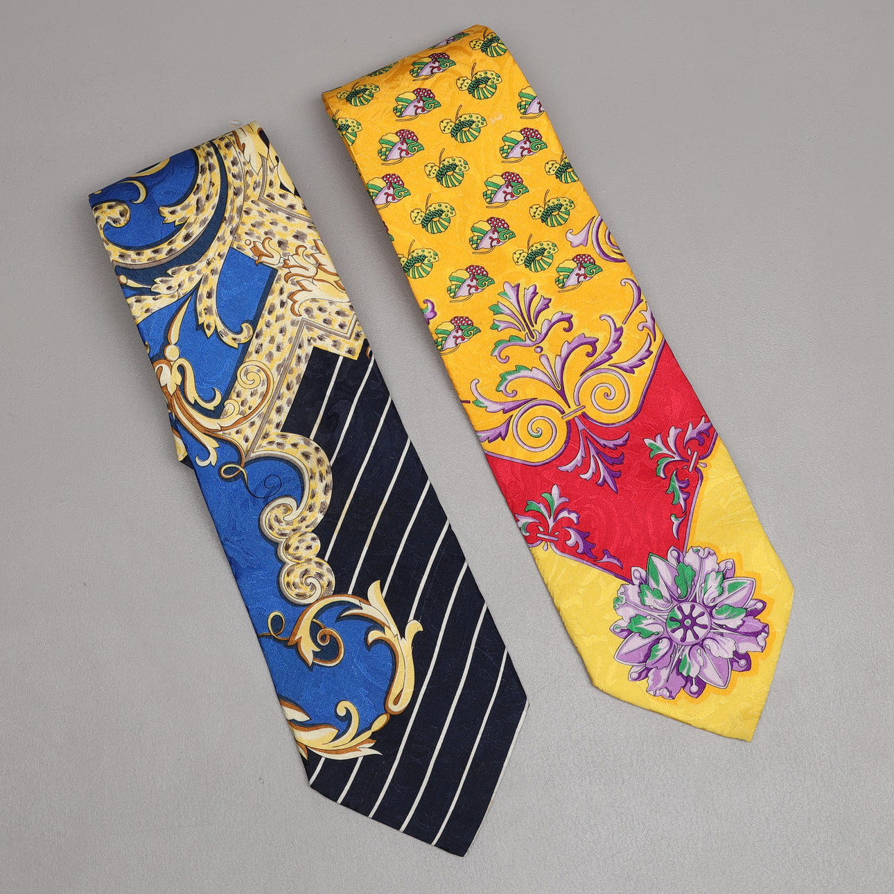 GIANNI VERSCAE, 2 TIES, SILK.