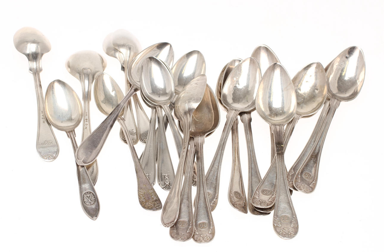 SKEDAR, 23 st, silver, 1800/1900-tal. Vikt 401 gram.