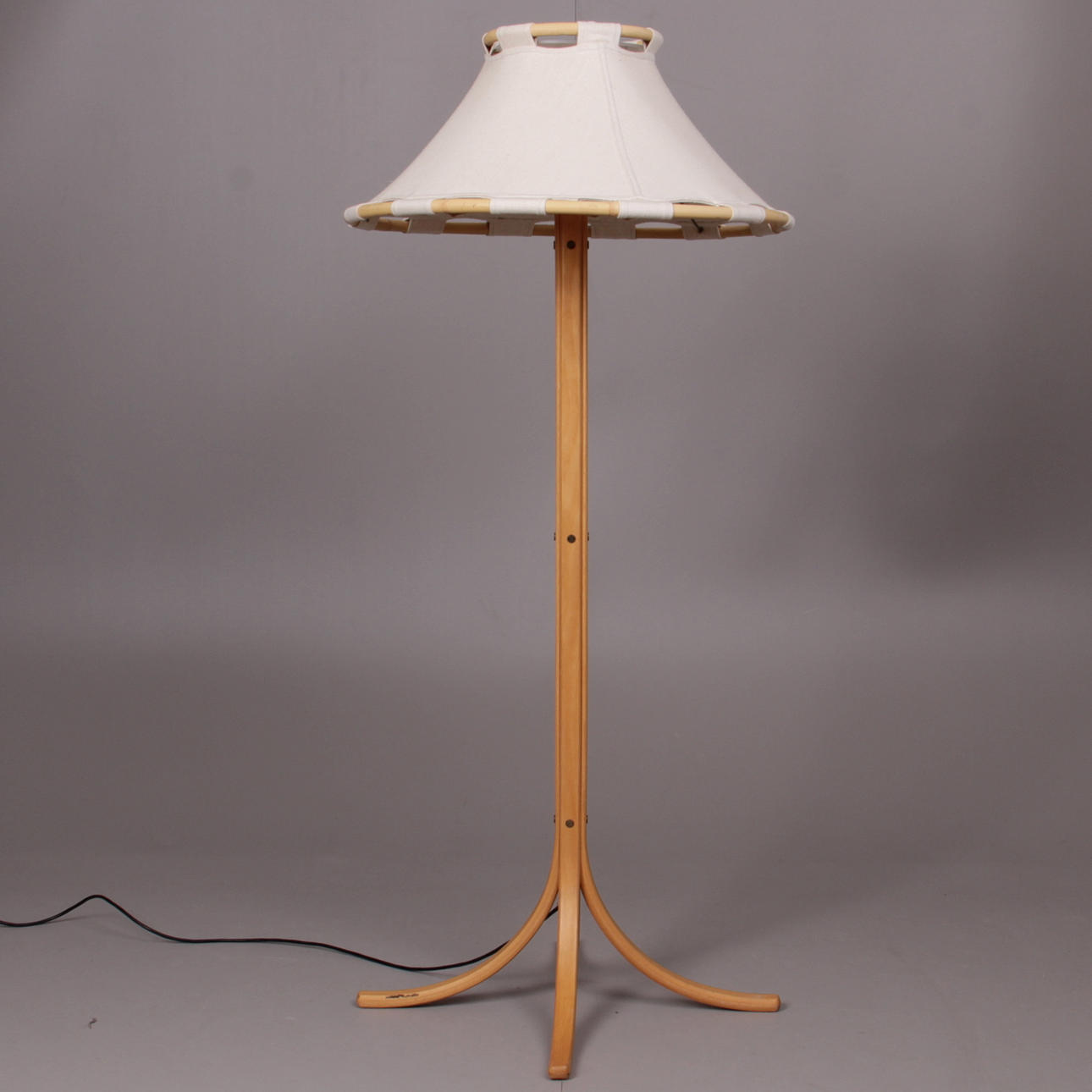 GOLVLAMPA, "Anna", Anna Ehrner, Ateljé Lyktan, 1900-talets andra hälft.