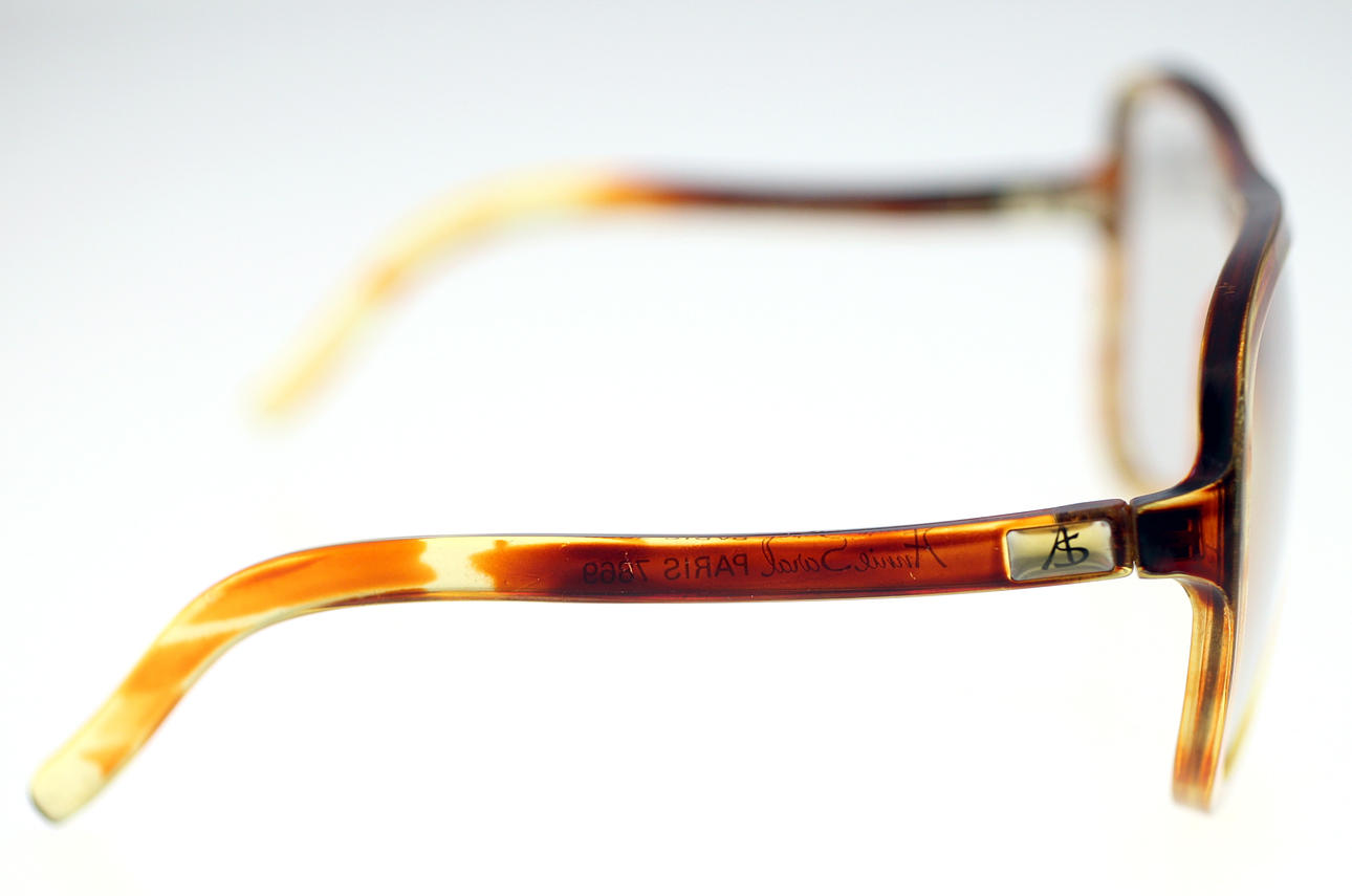 Annie Saral Paris France Vintage Retro Designer Sunglasses Oversized Green Tort. Save for your next trip to Paris!!! ______ #paris  main image 2