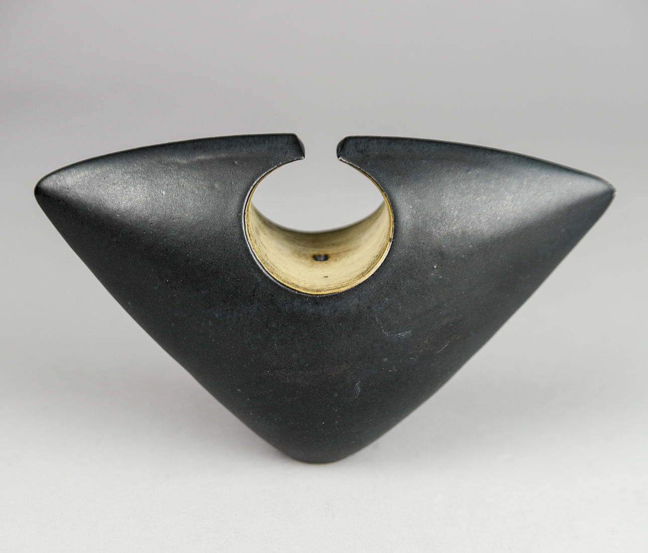 VERA VEHRING. objekt.