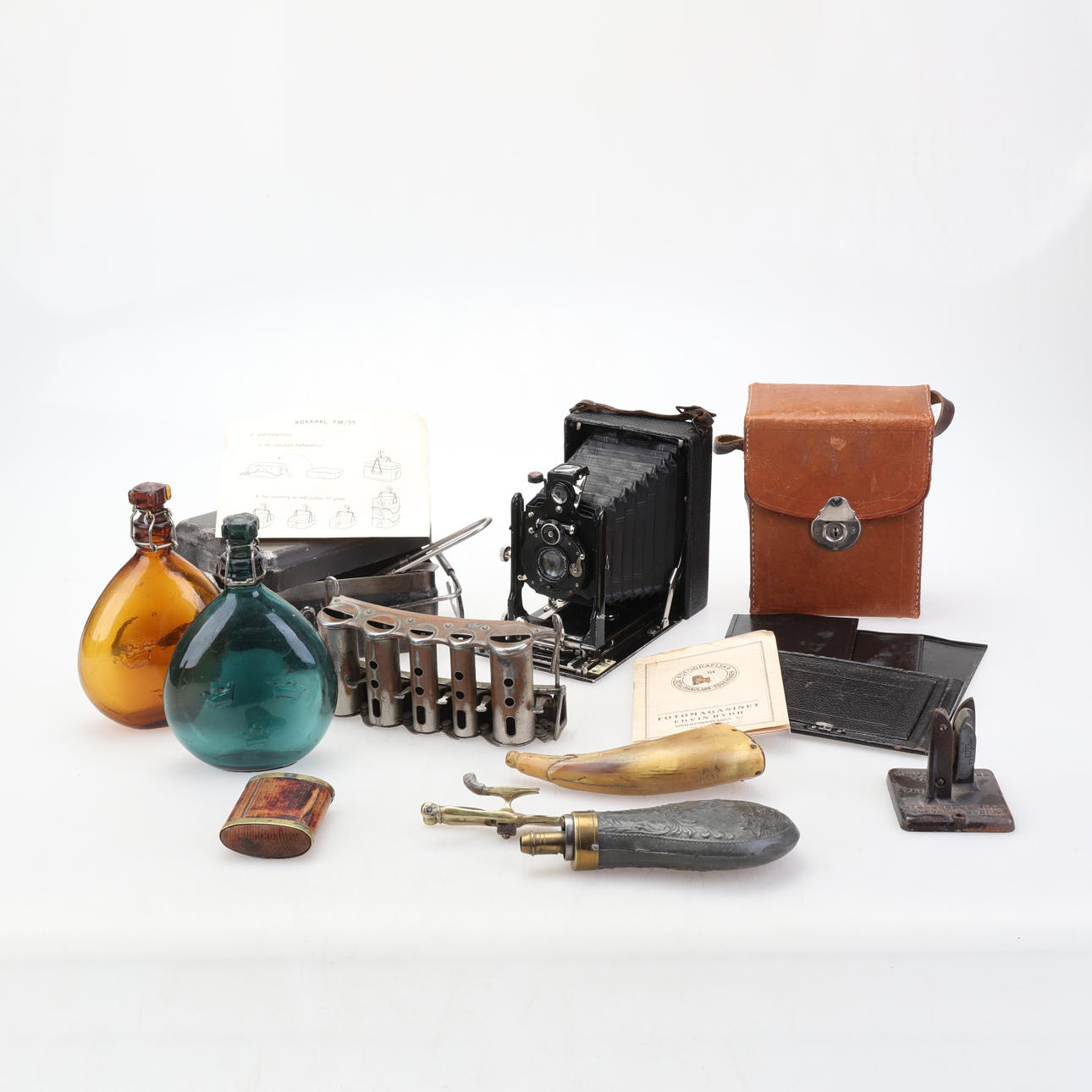 BRUKSFÖREMÅL & KURIOSA, parti.