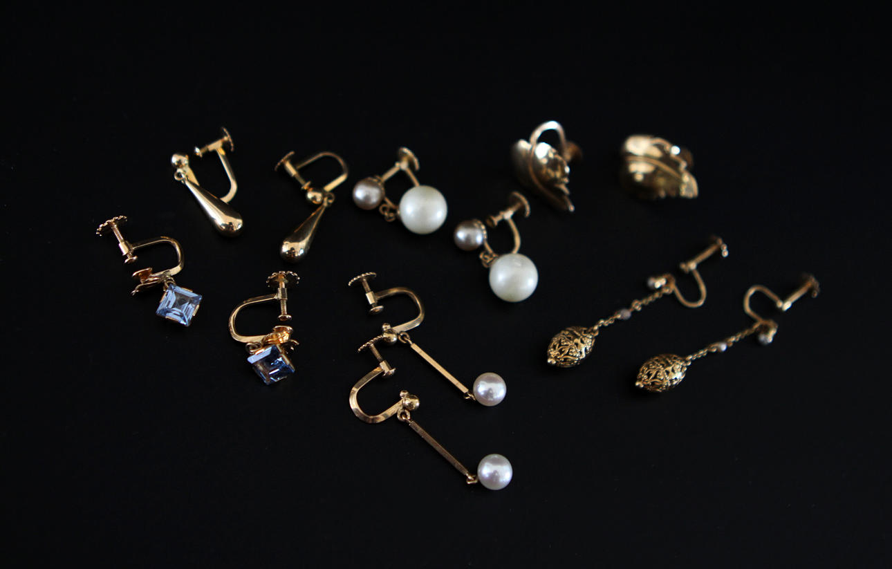 ÖRHÄNGEN, 6par, 18k guld, ca 17,5 gram brutto.