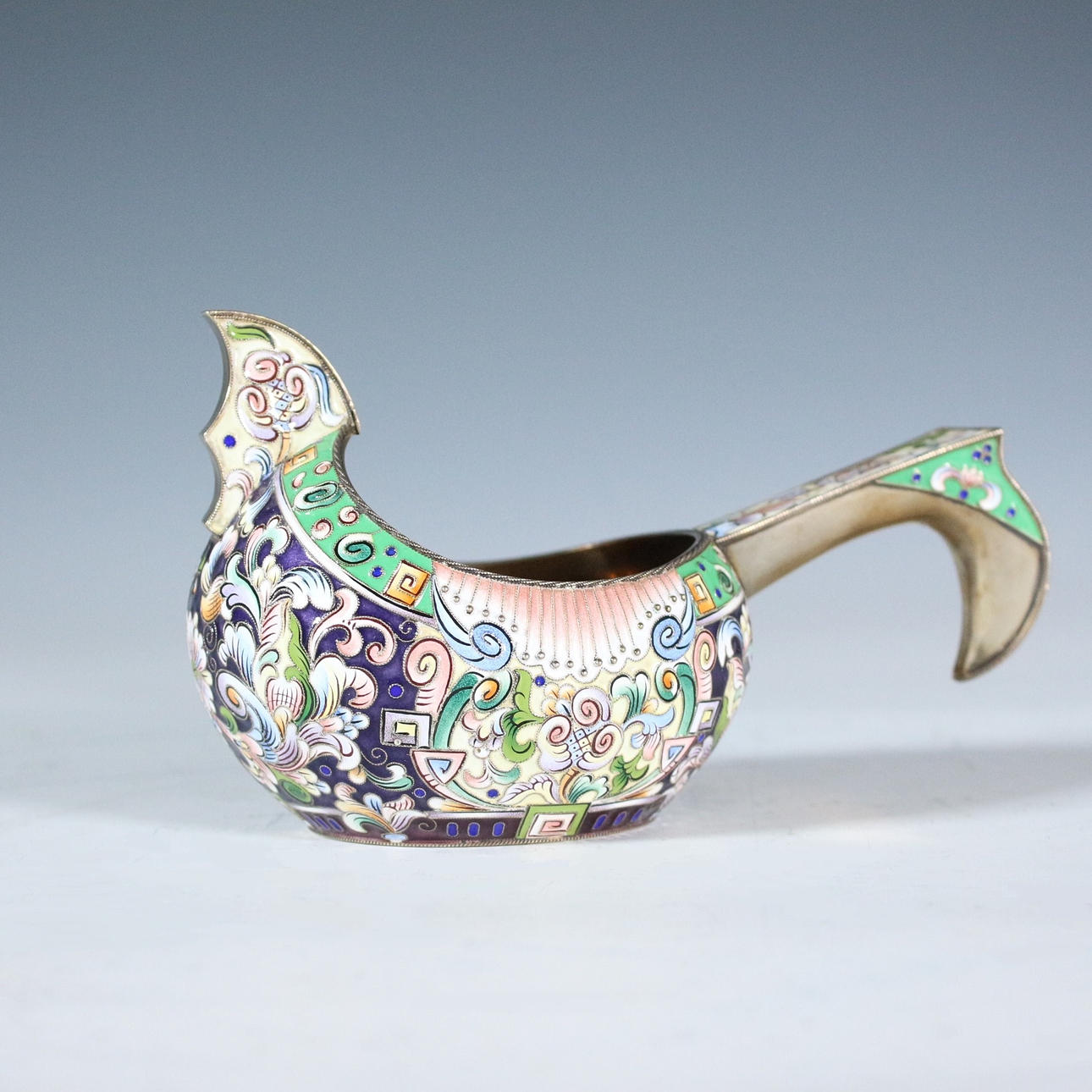 Cloisonneé-Email-Kowsch, Silber, vergoldet.