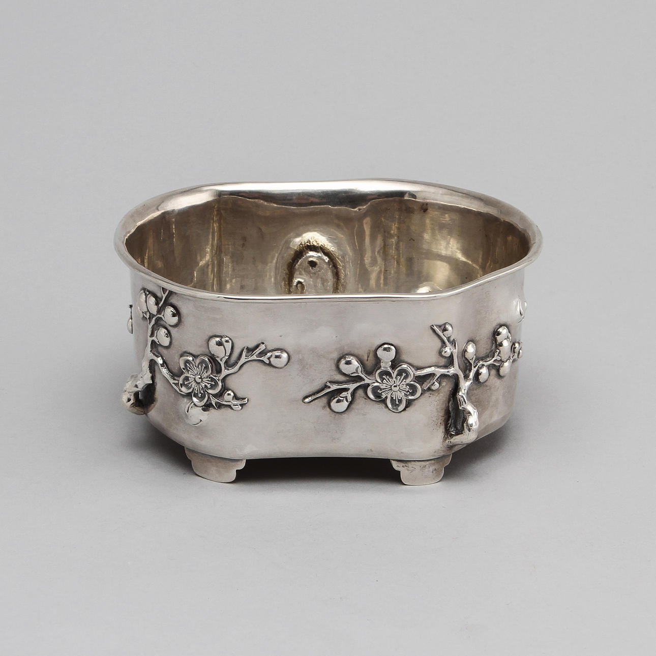 SKÅL, silver, Hung Chong, Shanghai, 1860-1930. Vikt 270 gram.