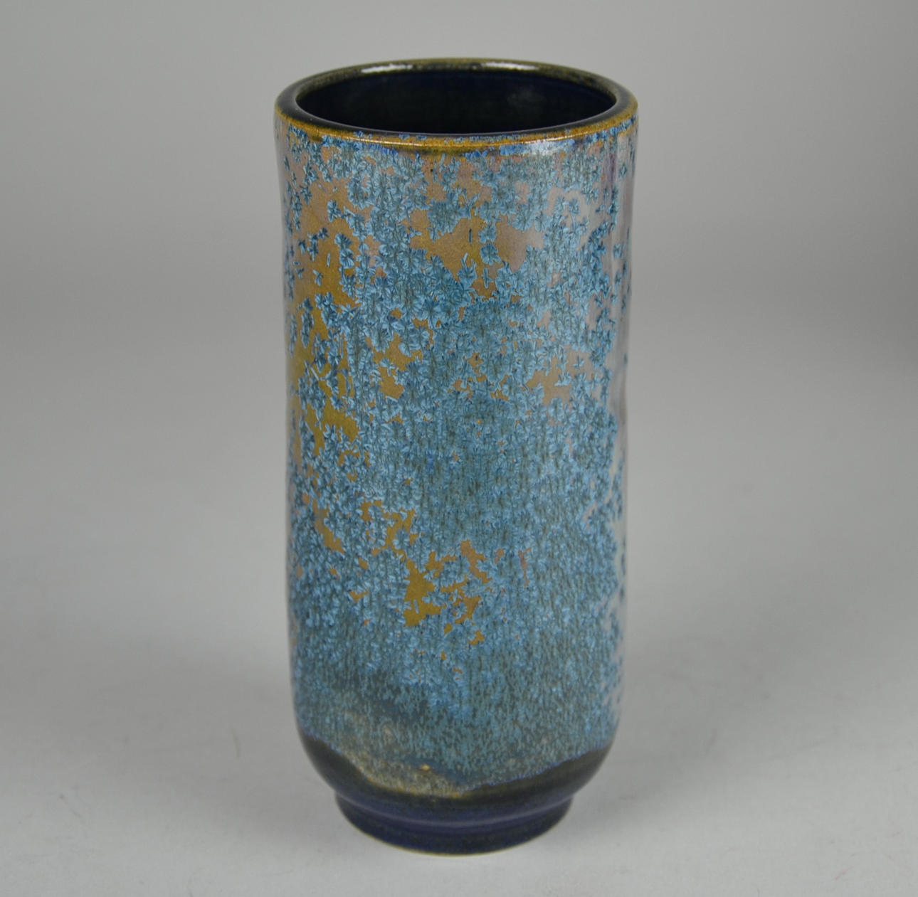 WALTER GEBAUER. vase.